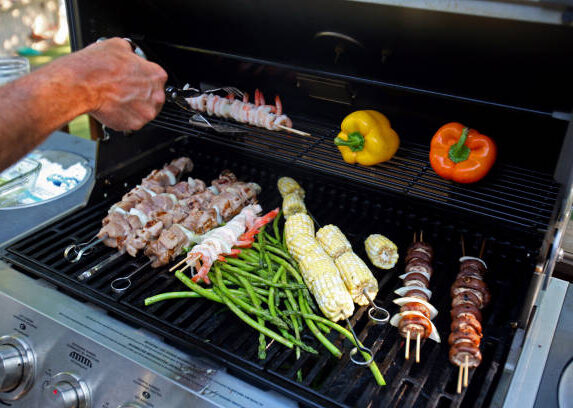 Gas oder Holzkohlegrill?